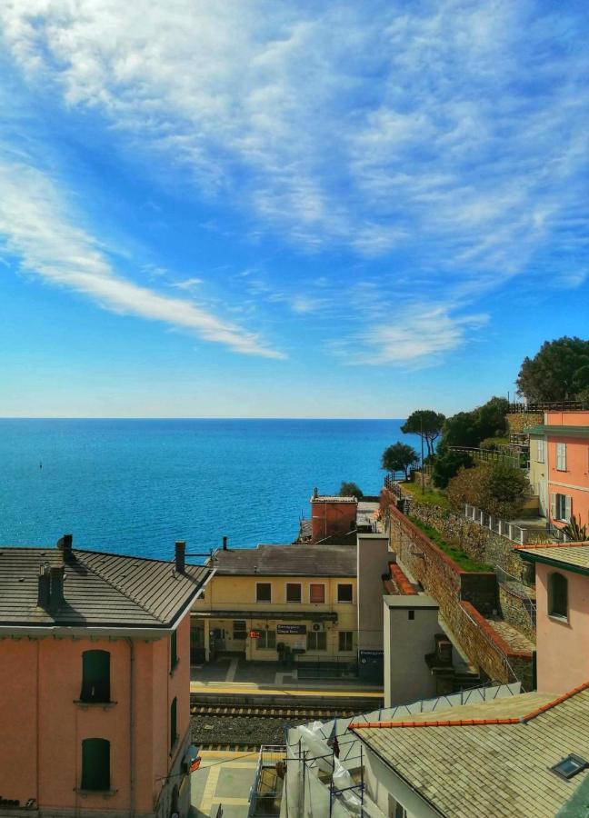 L'Oblo Apartment Riomaggiore Bagian luar foto