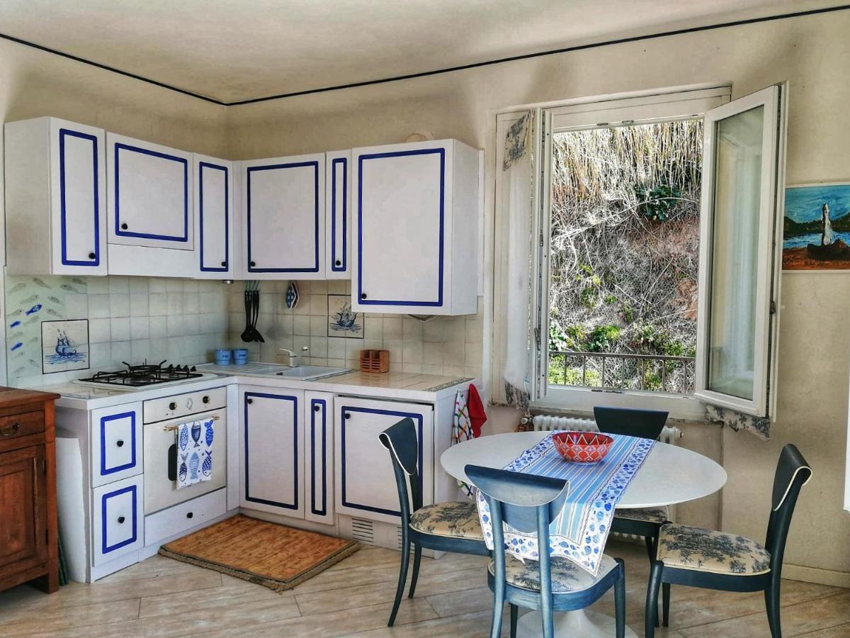 L'Oblo Apartment Riomaggiore Bagian luar foto