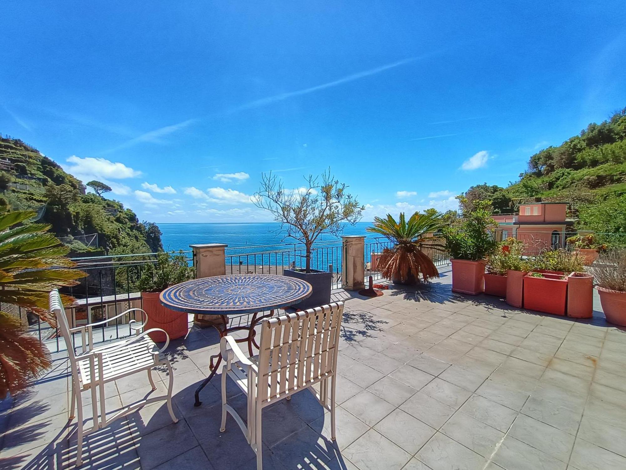 L'Oblo Apartment Riomaggiore Bagian luar foto
