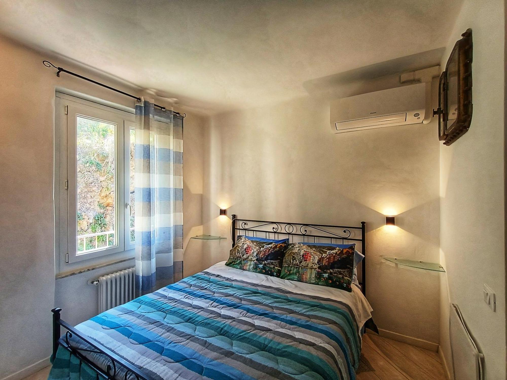 L'Oblo Apartment Riomaggiore Bagian luar foto